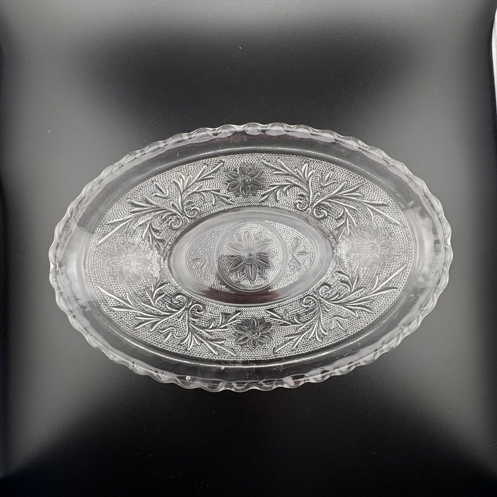 Anchor Hocking Oval Glass Dish Sandwich Pattern 8.5 in Vintage Depression Glass - Picture 2 of 3